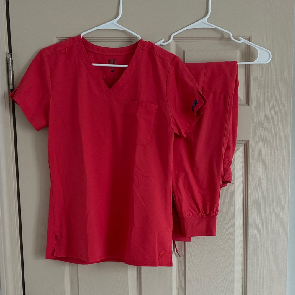 Coral Scrub Set